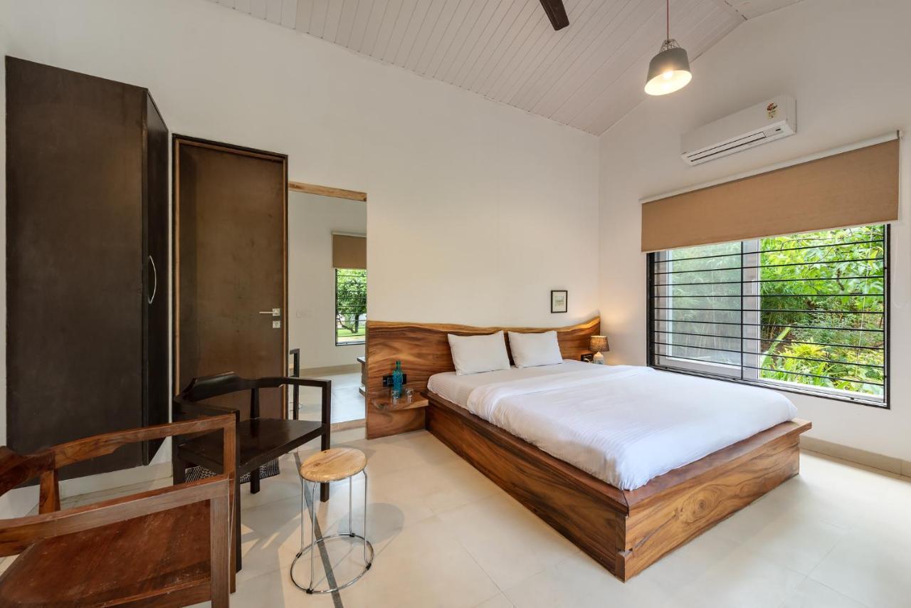 Saffronstays Casa Manga, Karjat - Pet-Friendly Pool Villa Near Nd'S Film World And Saltt Exterior photo