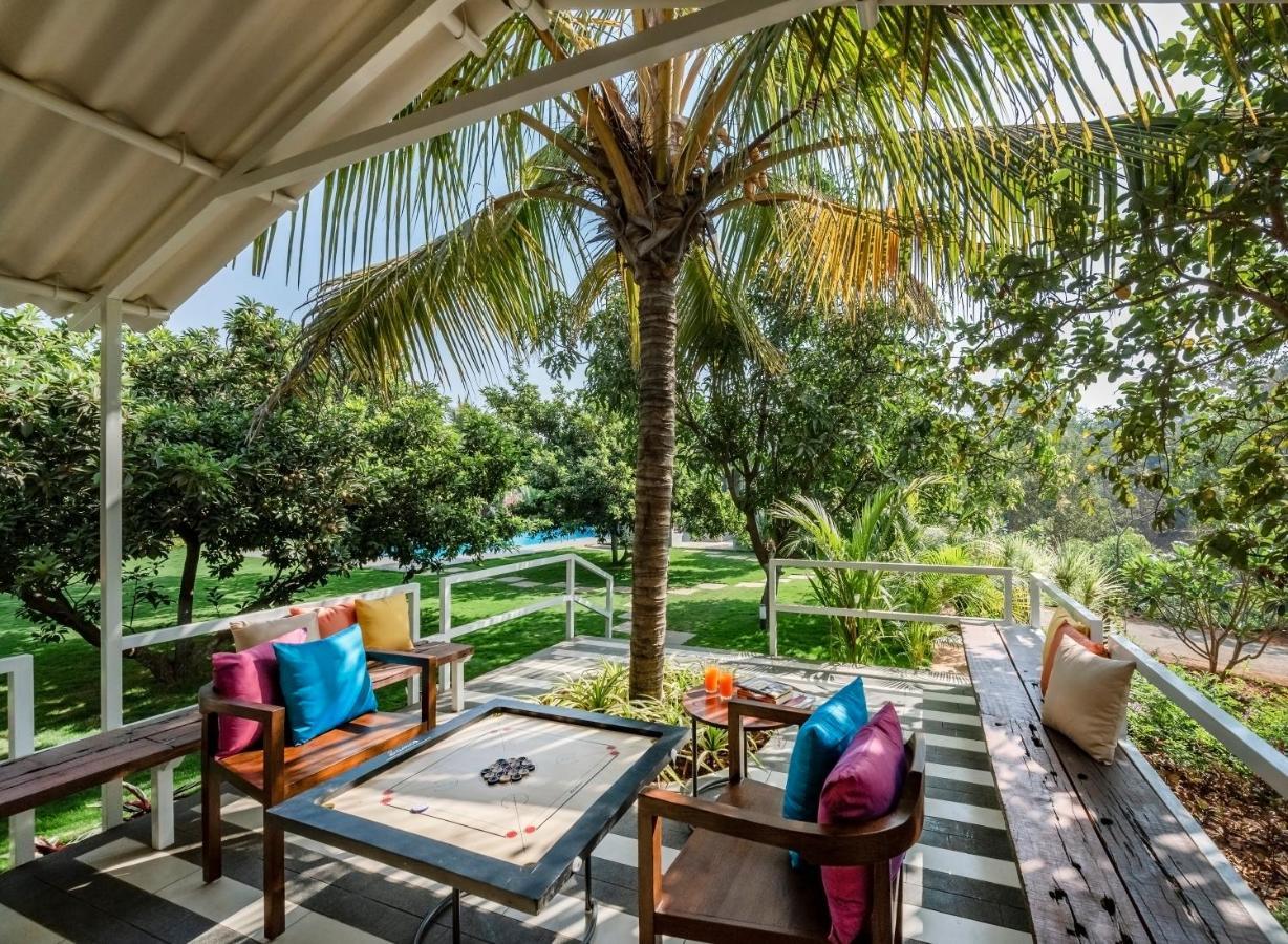 Saffronstays Casa Manga, Karjat - Pet-Friendly Pool Villa Near Nd'S Film World And Saltt Exterior photo